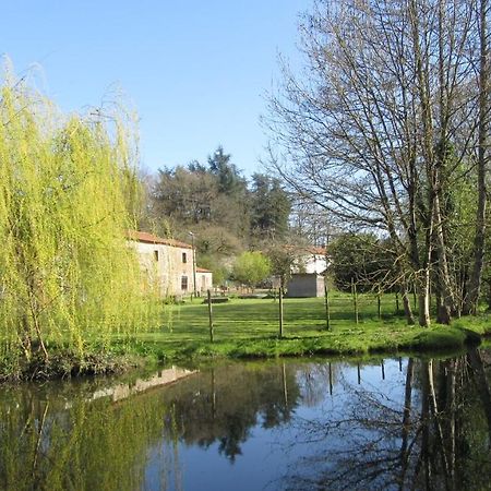 Chambres D'Hotes De La Templerie-Moulin Bazoges-en-Paillers Dış mekan fotoğraf